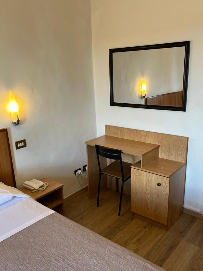 Hotel Umbria Перуджа Екстериор снимка