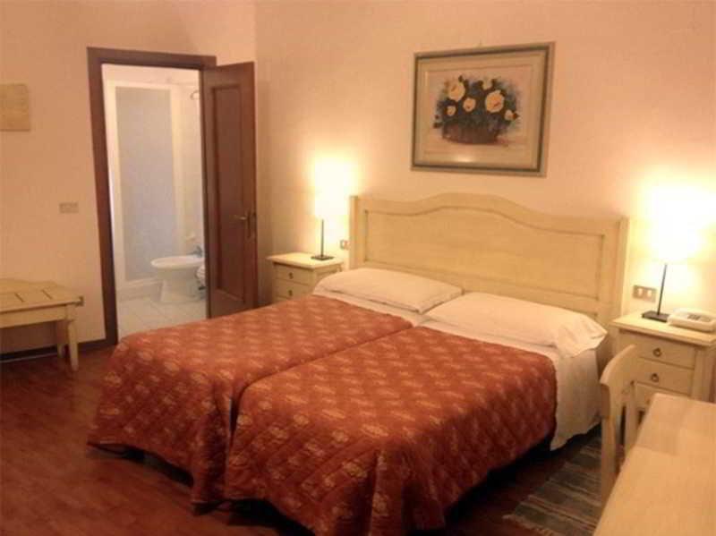 Hotel Umbria Перуджа Екстериор снимка
