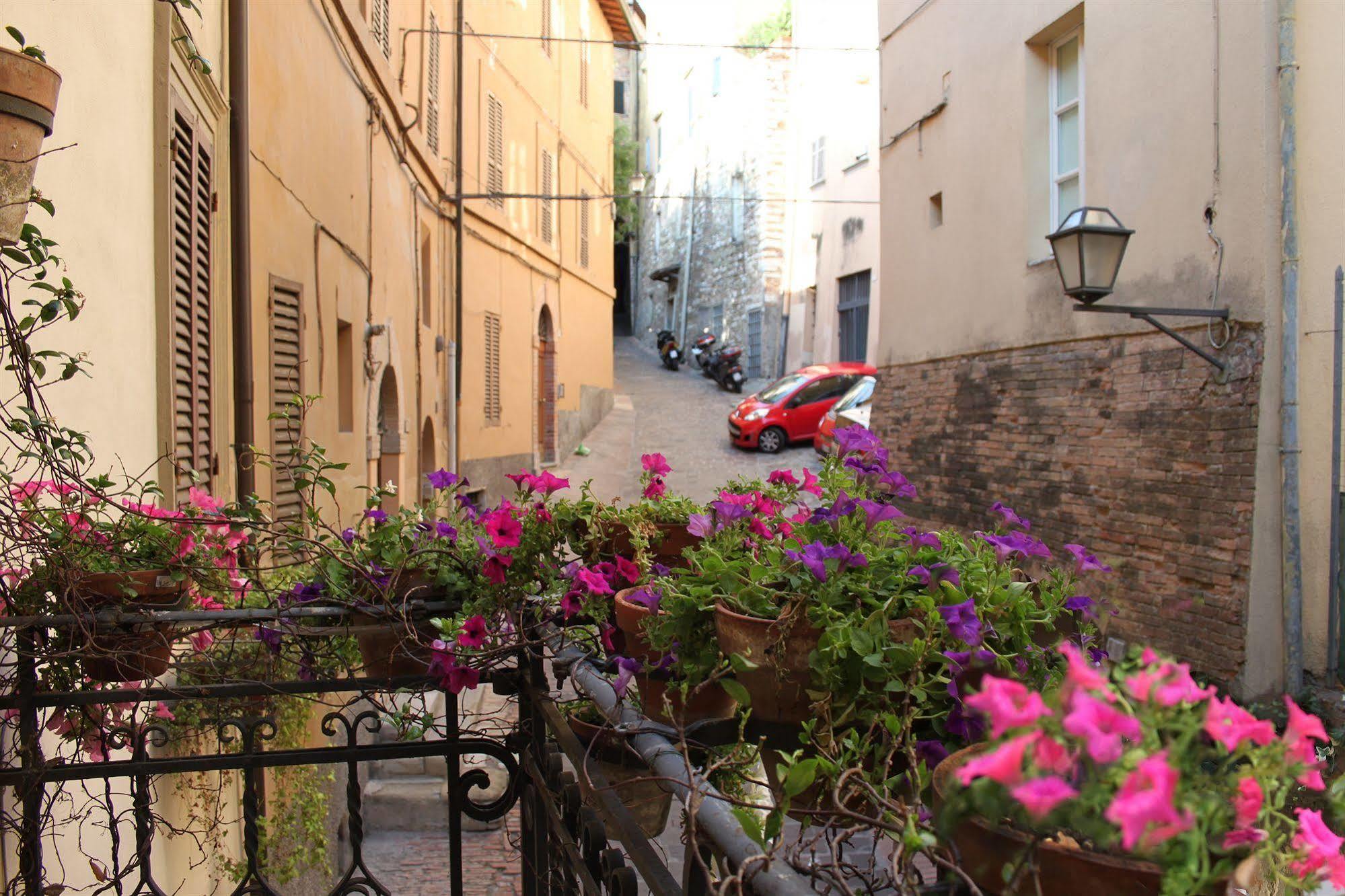 Hotel Umbria Перуджа Екстериор снимка